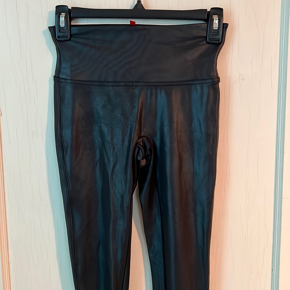 Spanx Faux Leather Leggings Size Small